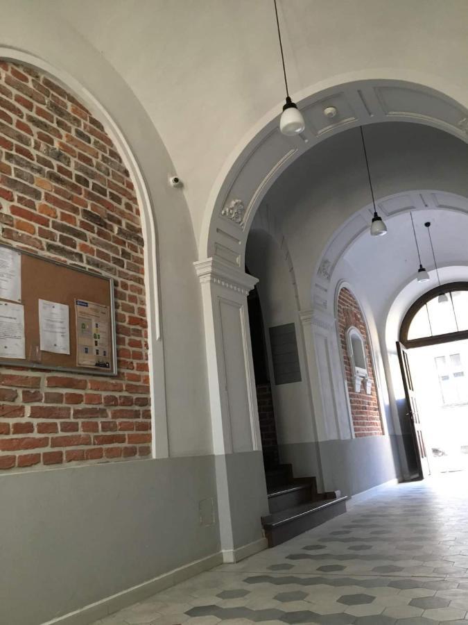 Goldfinger 3-bed Unique In The Heart Of Podgorze Apartment *