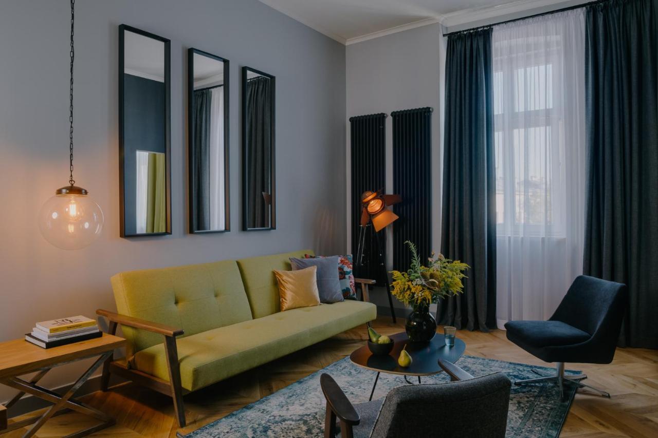 Goldfinger 3-bed Unique In The Heart Of Podgorze Kraków